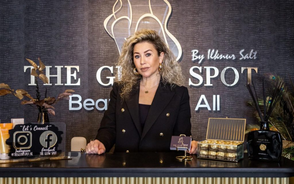 The Glow Spot - Beauty specialist Utrecht - Wimpers, wenkbrauwen, visagie etc