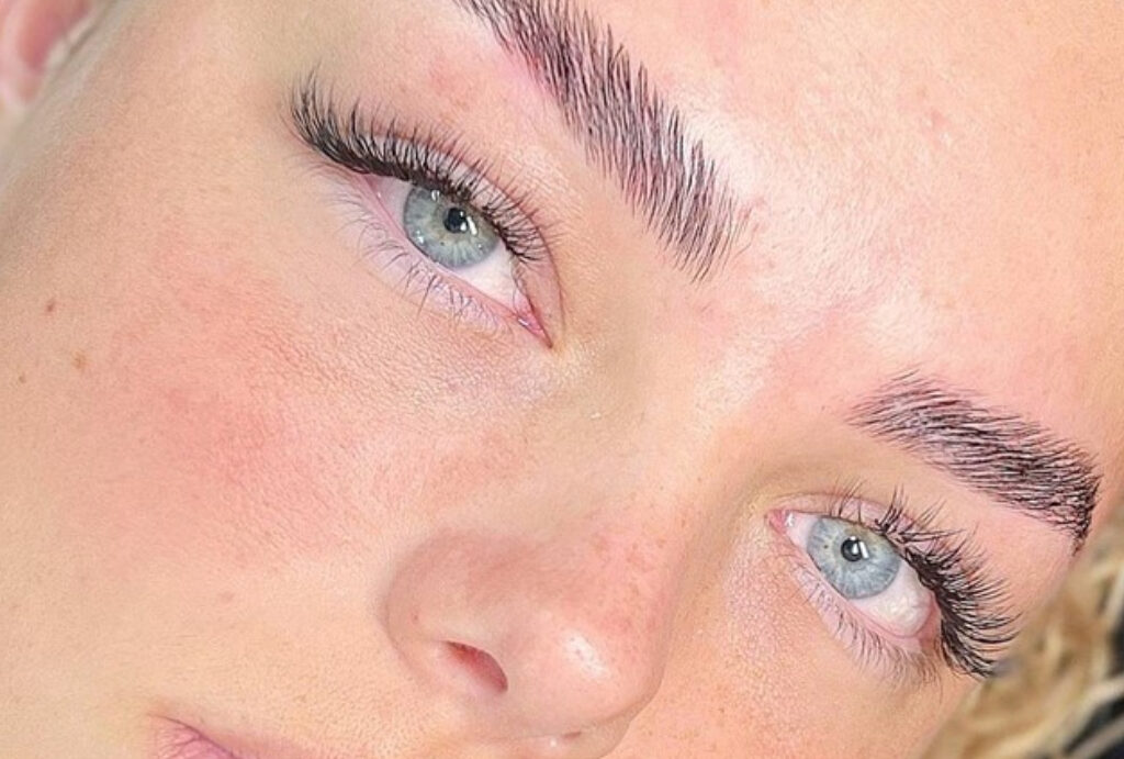 The Glow Spot - Beauty specialist Utrecht - Wimpers, wenkbrauwen, visagie etc