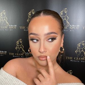 The Glow Spot - Beauty specialist Utrecht - Wimpers, wenkbrauwen, visagie etc