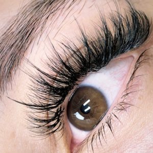 The Glow Spot - Beauty specialist Utrecht - Wimpers, wenkbrauwen, visagie etc